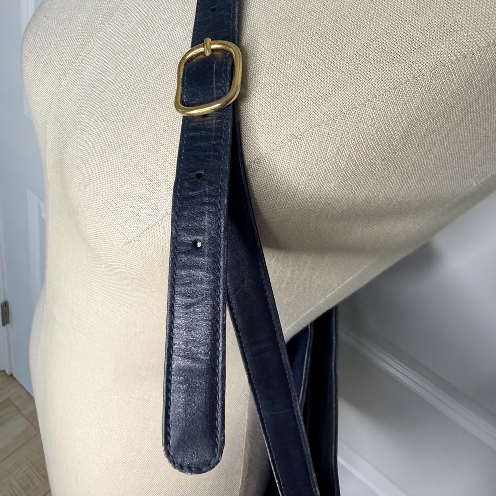 Vintage Gucci Navy Shoulder Bag Crossbody Bag Blue GG Monogram Canvas - Picture 7 of 15
